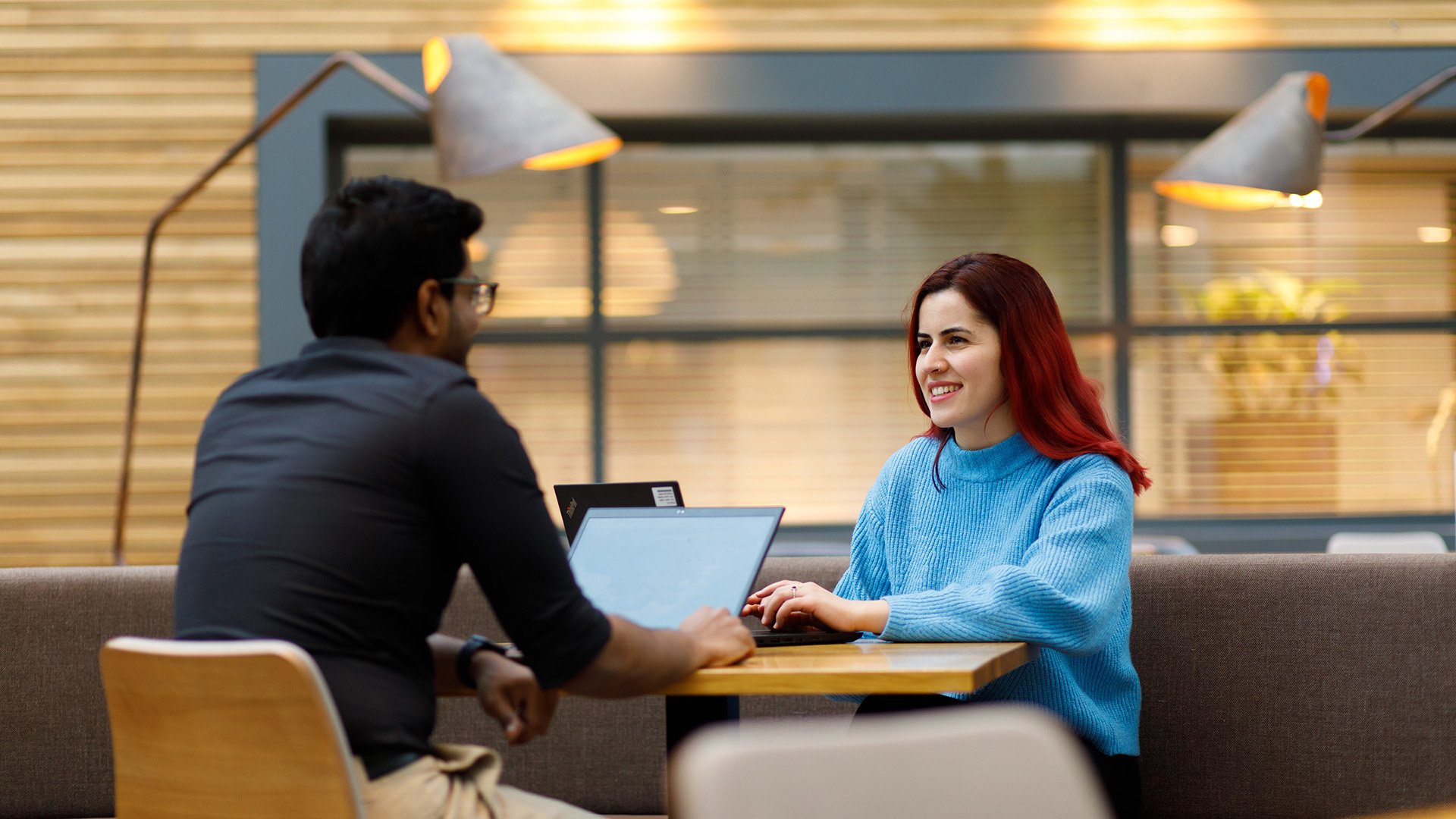 People meeting in Plaza People meeting in Plaza