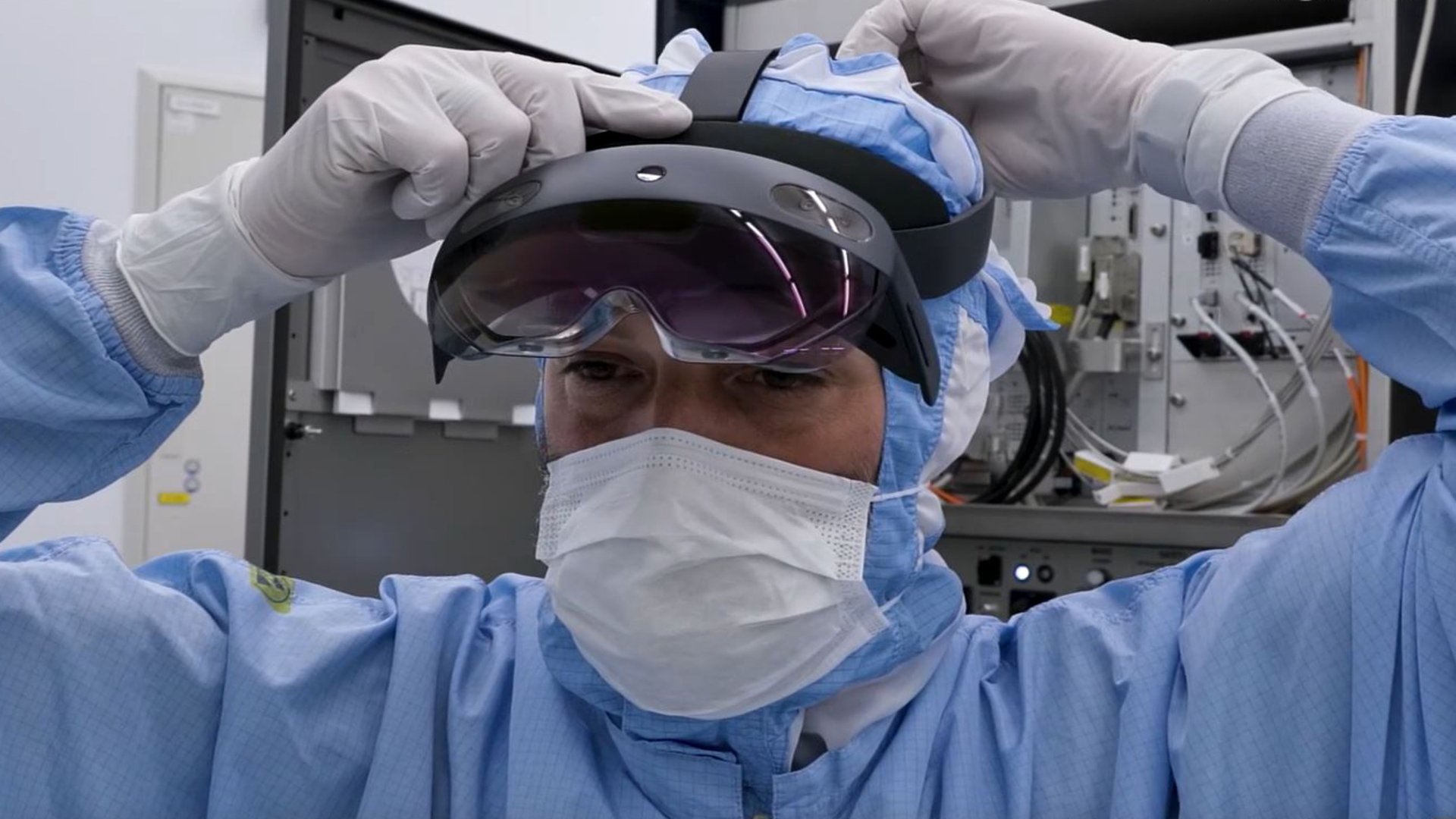 ASML customer support engineers have been using augmented reality to help customers from overseas ASML customer support engineers have been using augmented reality to help customers from overseas