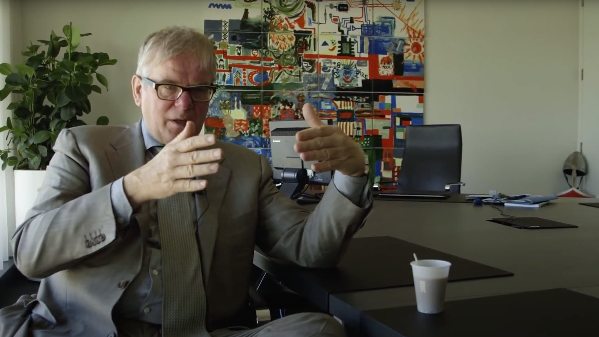 ASML CTO Martin van den Brink tells the story of a crucial order with IBM. ASML CTO Martin van den Brink tells the story of a crucial order with IBM.